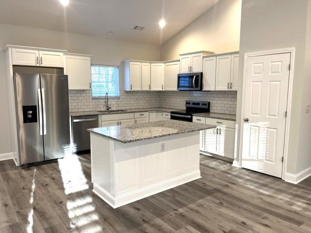 101 Brien, Walterboro, SC 29488