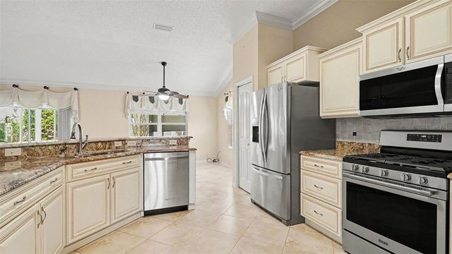 1422 SEGOVIA PLACE, The Villages, FL 32162