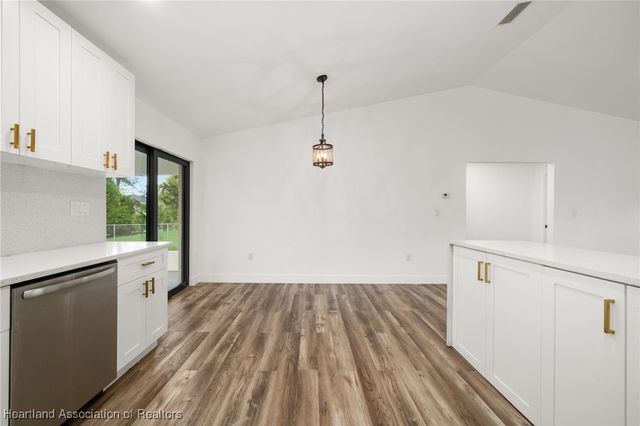111 Blue Moon Avenue, Lake Placid, FL 33852