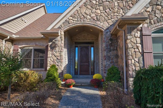 9305 Vassar Road, Grand Blanc, MI 48439