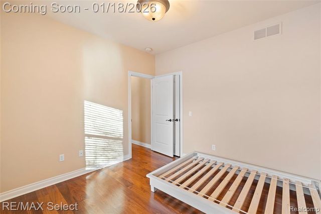 9305 Vassar Road, Grand Blanc, MI 48439