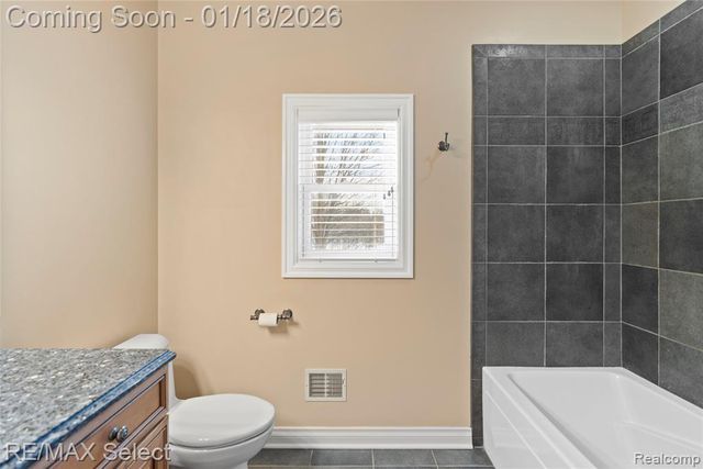 9305 Vassar Road, Grand Blanc, MI 48439