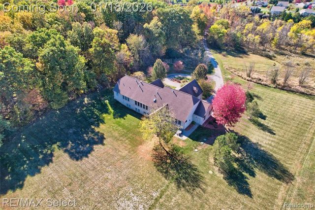 9305 Vassar Road, Grand Blanc, MI 48439