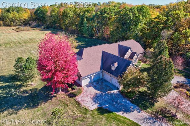 9305 Vassar Road, Grand Blanc, MI 48439
