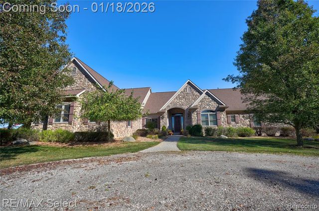 9305 Vassar Road, Grand Blanc, MI 48439