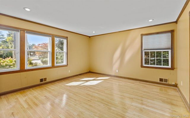 189 Atlantic Avenue, Hempstead, NY 11550
