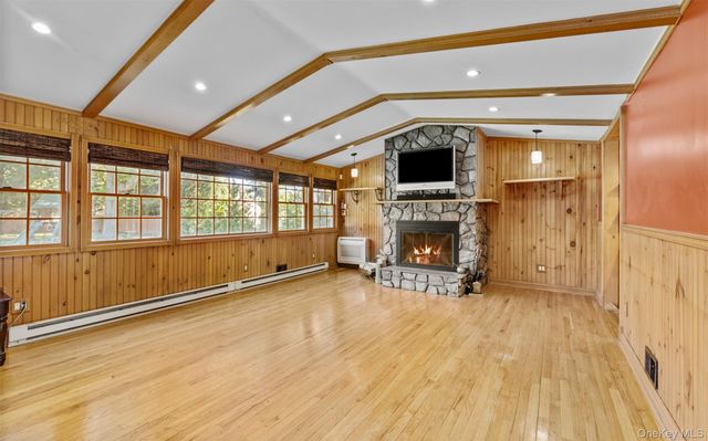 189 Atlantic Avenue, Hempstead, NY 11550