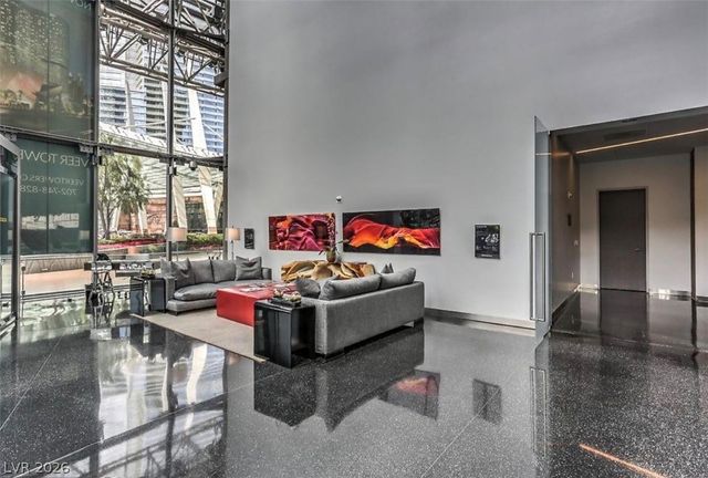 3722 Las Vegas Boulevard 1006, Las Vegas, NV 89158