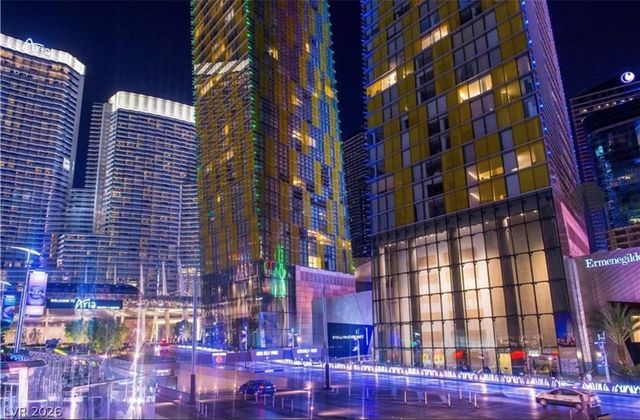 3722 Las Vegas Boulevard 1006, Las Vegas, NV 89158