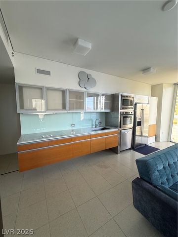 3722 Las Vegas Boulevard 1006, Las Vegas, NV 89158