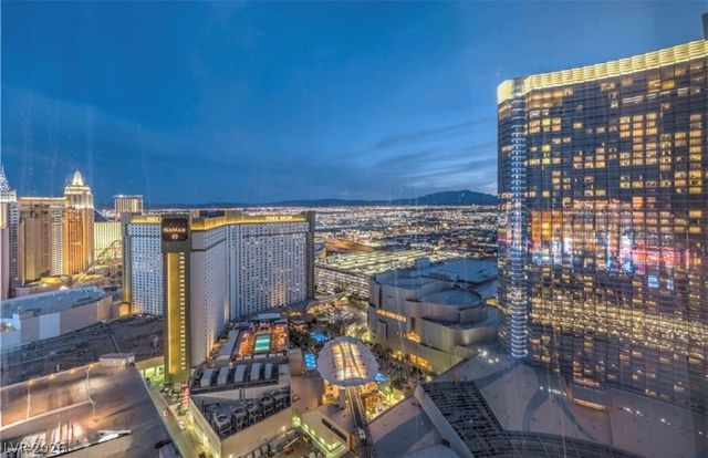 3722 Las Vegas Boulevard 1006, Las Vegas, NV 89158