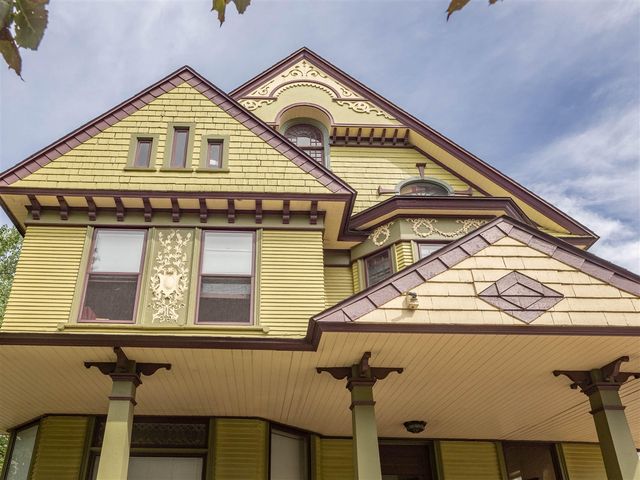 838 W Main Street, Kalamazoo, MI 49007