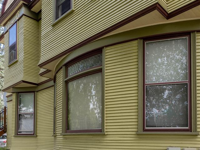 838 W Main Street, Kalamazoo, MI 49007