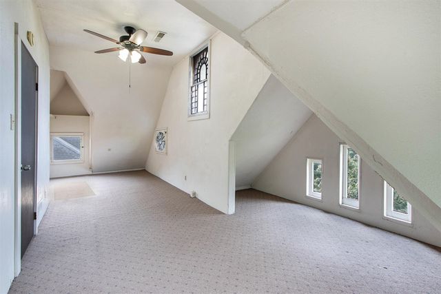 838 W Main Street, Kalamazoo, MI 49007