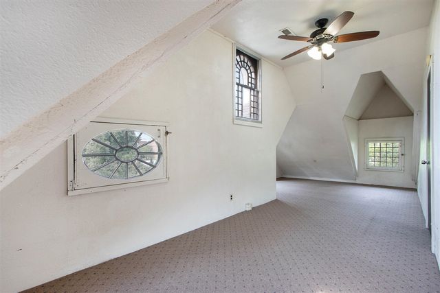 838 W Main Street, Kalamazoo, MI 49007