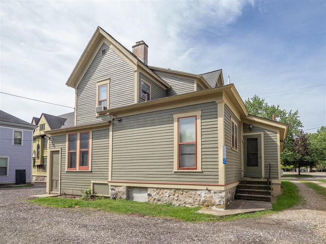 838 W Main Street, Kalamazoo, MI 49007