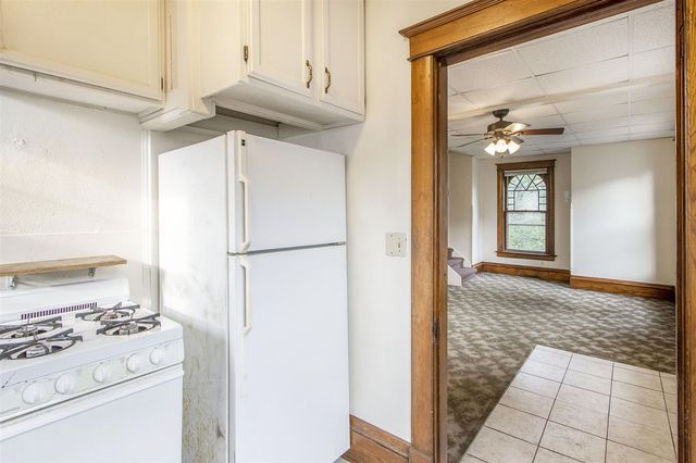 838 W Main Street, Kalamazoo, MI 49007