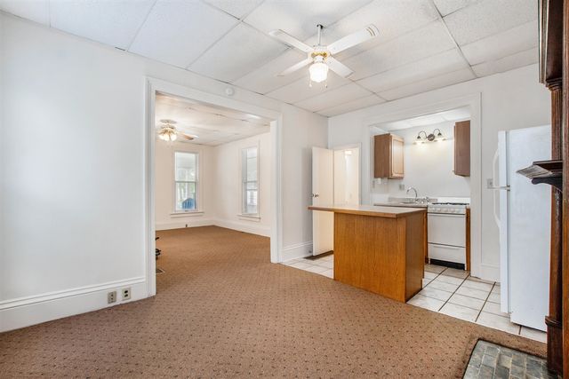 838 W Main Street, Kalamazoo, MI 49007