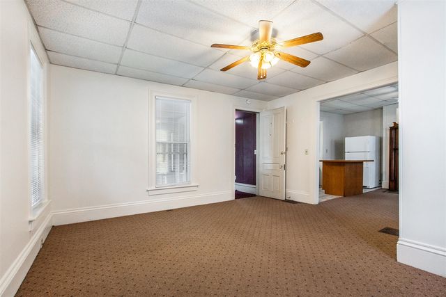 838 W Main Street, Kalamazoo, MI 49007