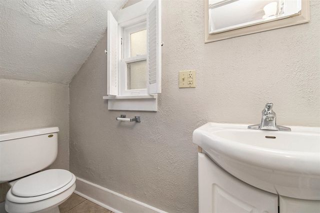 838 W Main Street, Kalamazoo, MI 49007