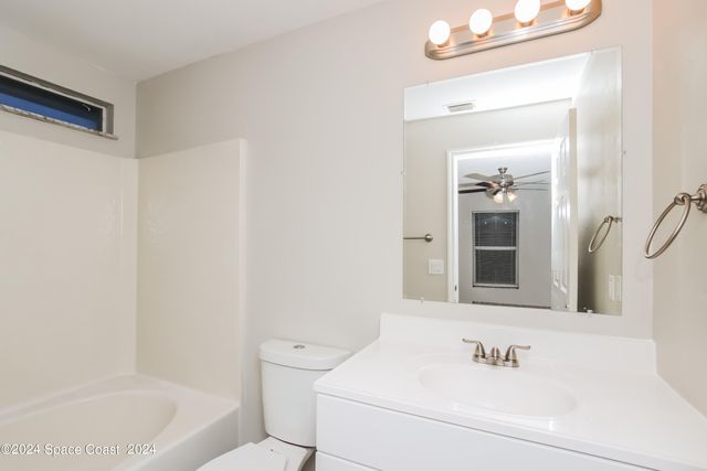 9175 102nd Avenue, Vero Beach, FL 32967