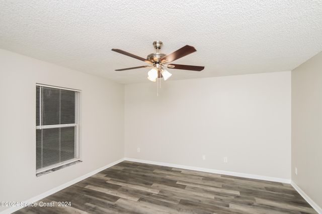 9175 102nd Avenue, Vero Beach, FL 32967