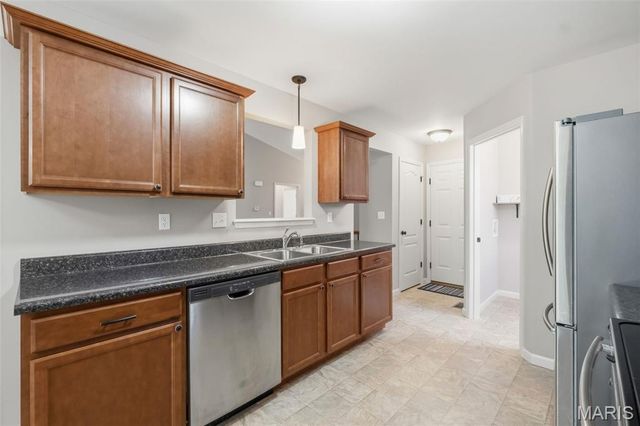 27471 Forest Ridge Court, Warrenton, MO 63383