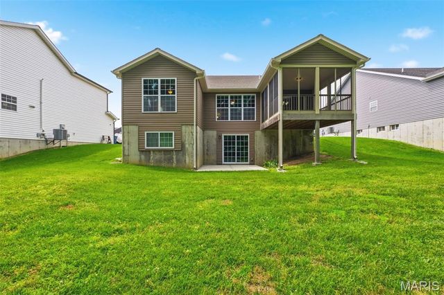 27471 Forest Ridge Court, Warrenton, MO 63383