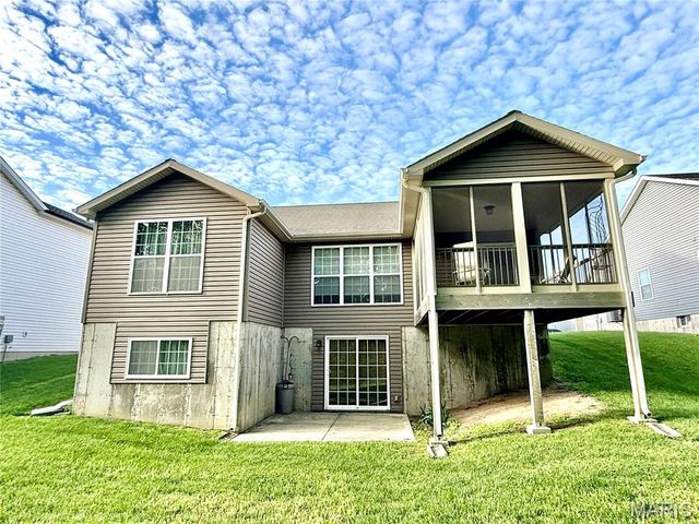 27471 Forest Ridge Court, Warrenton, MO 63383