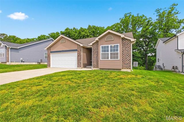 27471 Forest Ridge Court, Warrenton, MO 63383