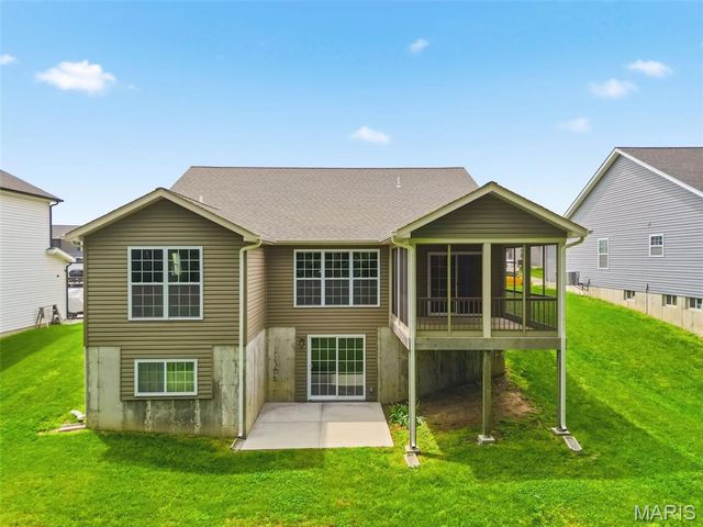 27471 Forest Ridge Court, Warrenton, MO 63383
