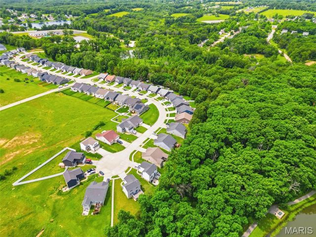 27471 Forest Ridge Court, Warrenton, MO 63383