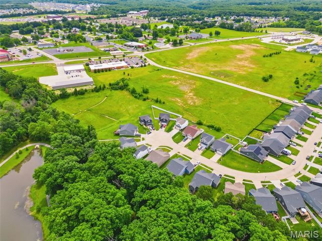27471 Forest Ridge Court, Warrenton, MO 63383