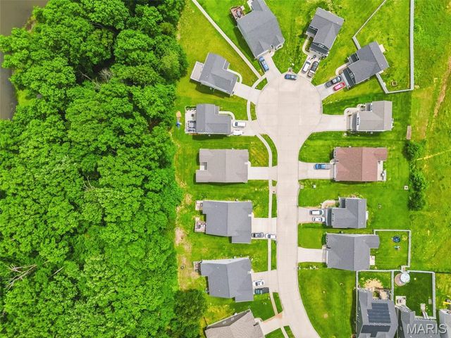 27471 Forest Ridge Court, Warrenton, MO 63383
