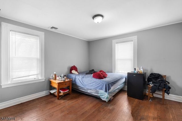 25 Passaic St, Dover Town, NJ 07801