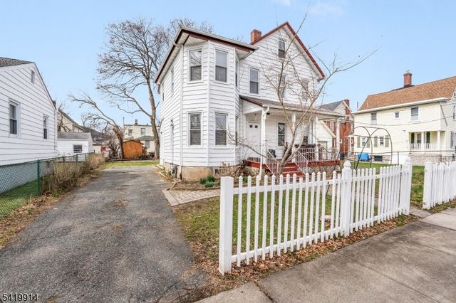 25 Passaic St, Dover Town, NJ 07801