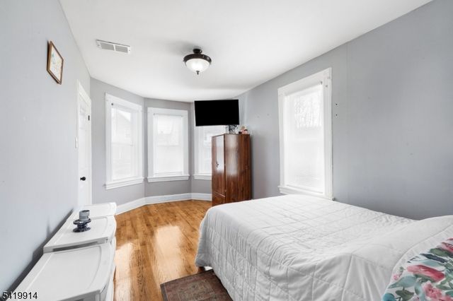 25 Passaic St, Dover Town, NJ 07801