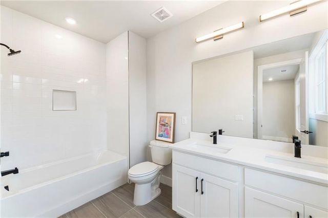 2202 Carlton Court, Atlanta, GA 30318