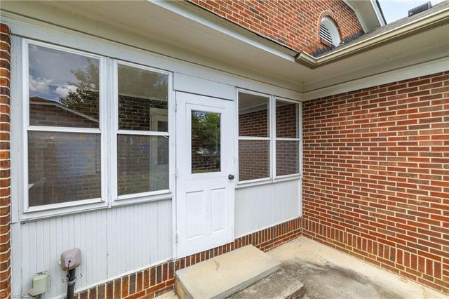 220 Woodrow Avenue, High Point, NC 27262