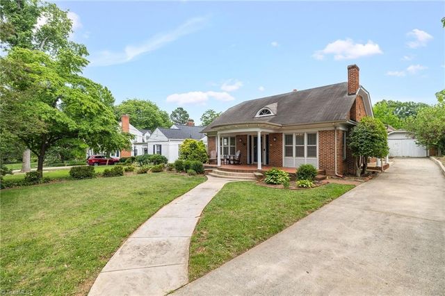 220 Woodrow Avenue, High Point, NC 27262
