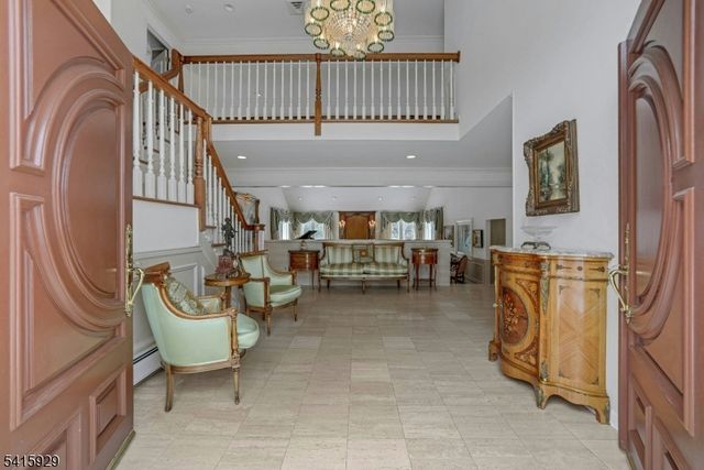 510 Hampton Hill Rd, Franklin Lakes Boro, NJ 07417