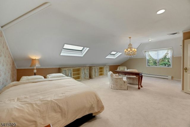 510 Hampton Hill Rd, Franklin Lakes Boro, NJ 07417