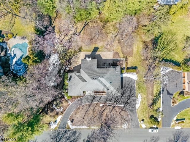 510 Hampton Hill Rd, Franklin Lakes Boro, NJ 07417