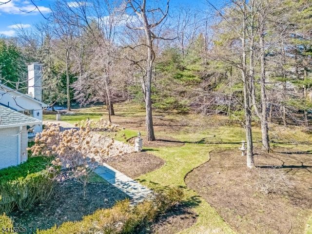 510 Hampton Hill Rd, Franklin Lakes Boro, NJ 07417
