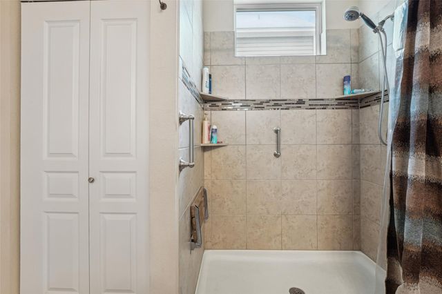 1261 Nevarez, Kyle, TX 78640