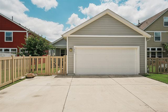 1261 Nevarez, Kyle, TX 78640
