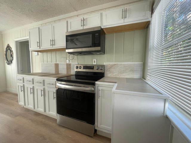 904 Boston Avenue 2, Fort Pierce, FL 34950