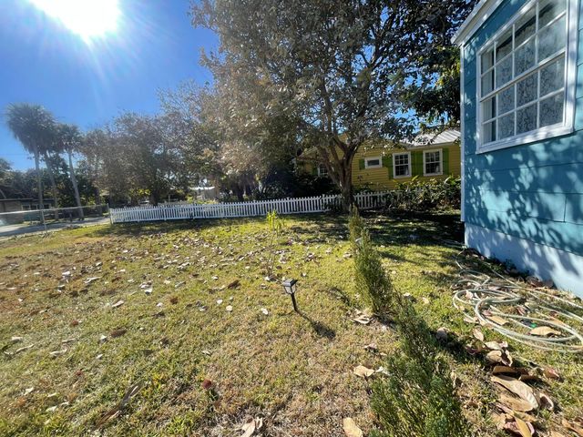 904 Boston Avenue 2, Fort Pierce, FL 34950