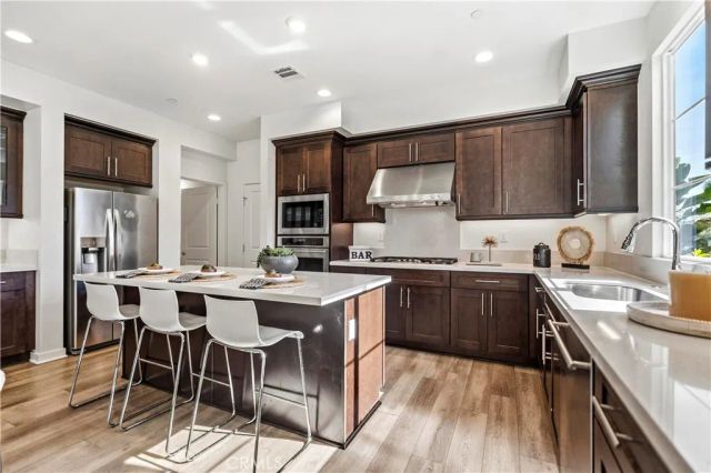 608 Cultivate, Irvine, CA 92618