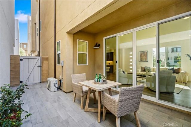 608 Cultivate, Irvine, CA 92618